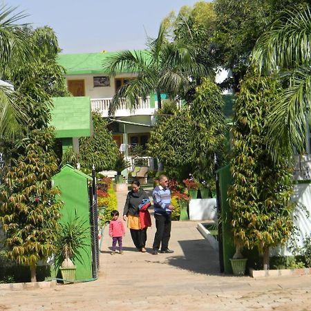 Ranthambhore Vatika Resort Sawai Madhopur Bagian luar foto